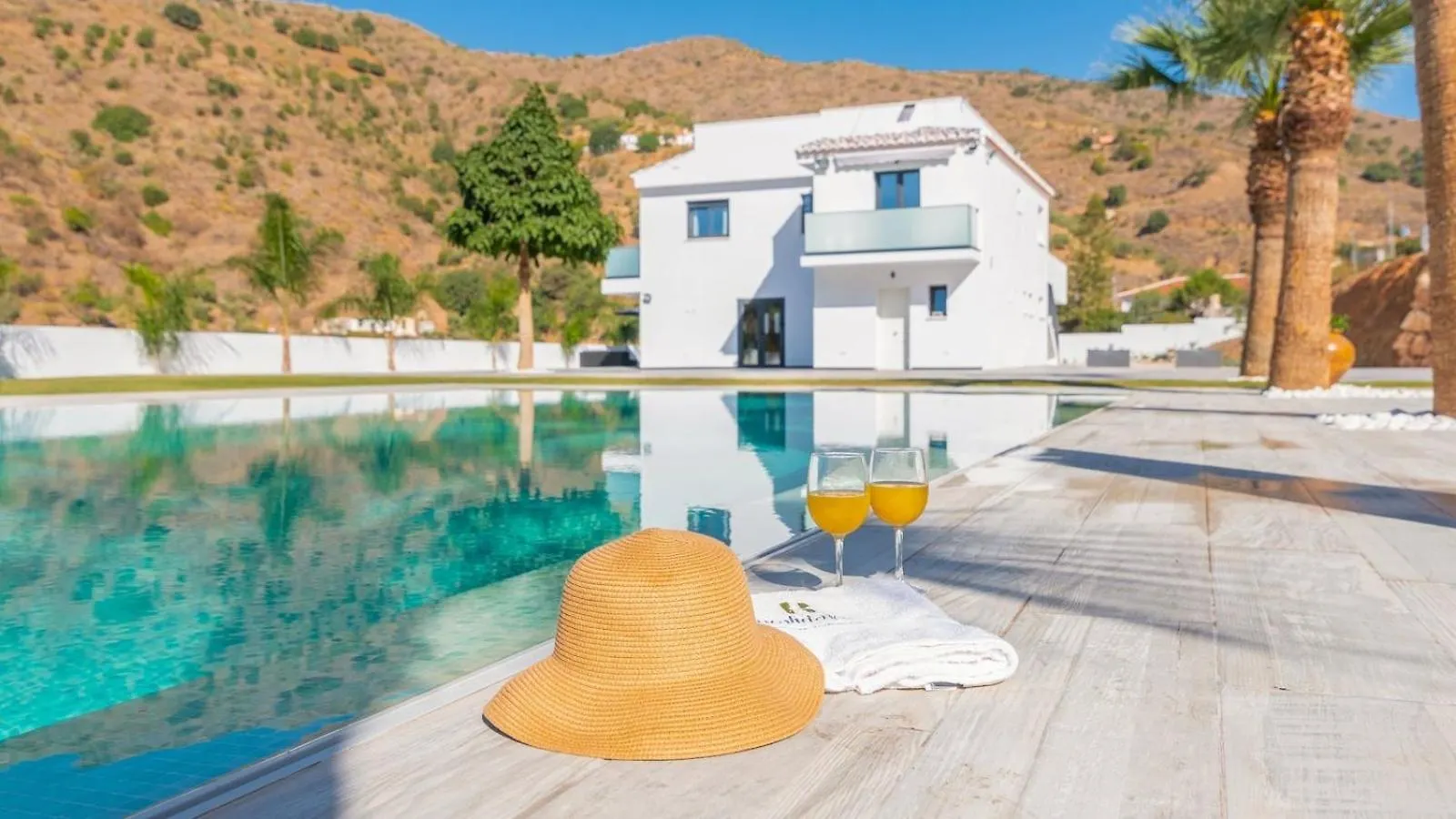Casa Rural Era Del Puerto Totalan By Ruralidays 0*,  Spain